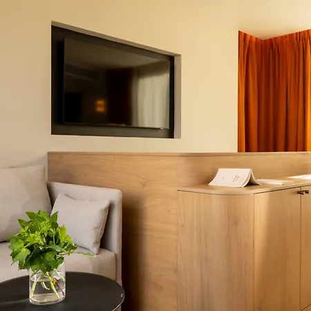 Hotell Belinda & 4*