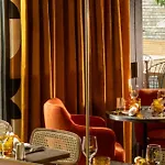 Belinda & 4* Paris