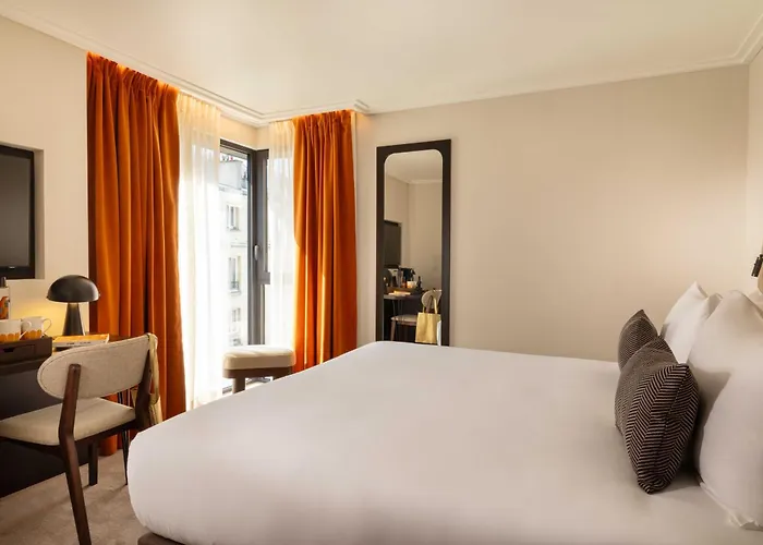 Belinda & Hotel